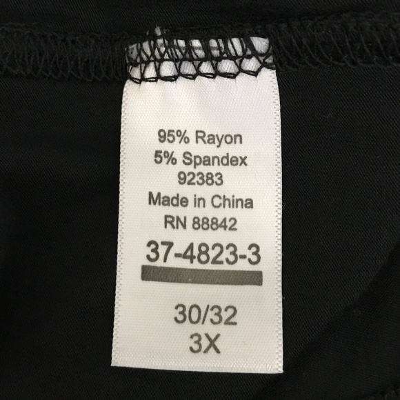 ROAMANS Flare Sleeve Tunic with Cold Shoulder Detail Black Women’s Plus Size 3X - Picture 16 of 16